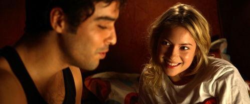 无论罗拉要什么,她都能轻松实现