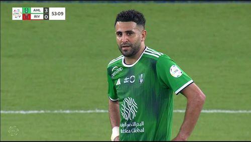 24-25赛季亚冠精英联赛第2轮：华斯尔vs吉达国民,华斯尔与吉达国民激战正酣