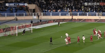 沙特联第8轮 塔伊vs利雅得胜利下半场,塔伊与利雅得胜利激战正酣